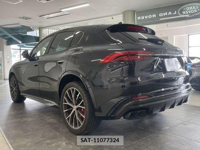 Maserati Grecale 2023-02 8626925-4