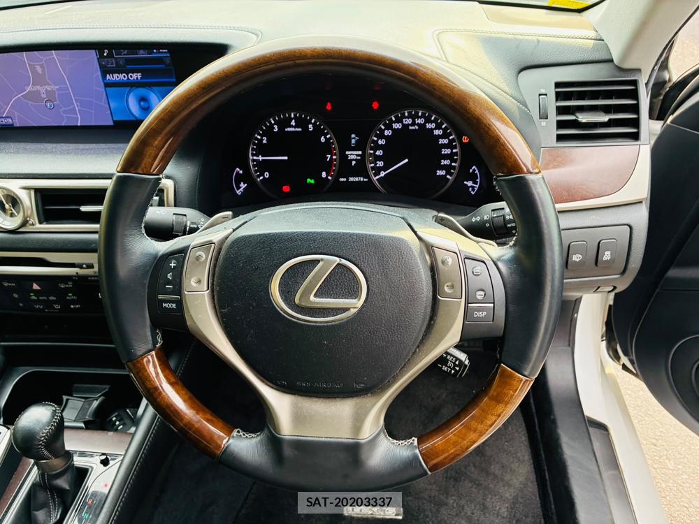 Lexus GS 2013-04 8344989-14