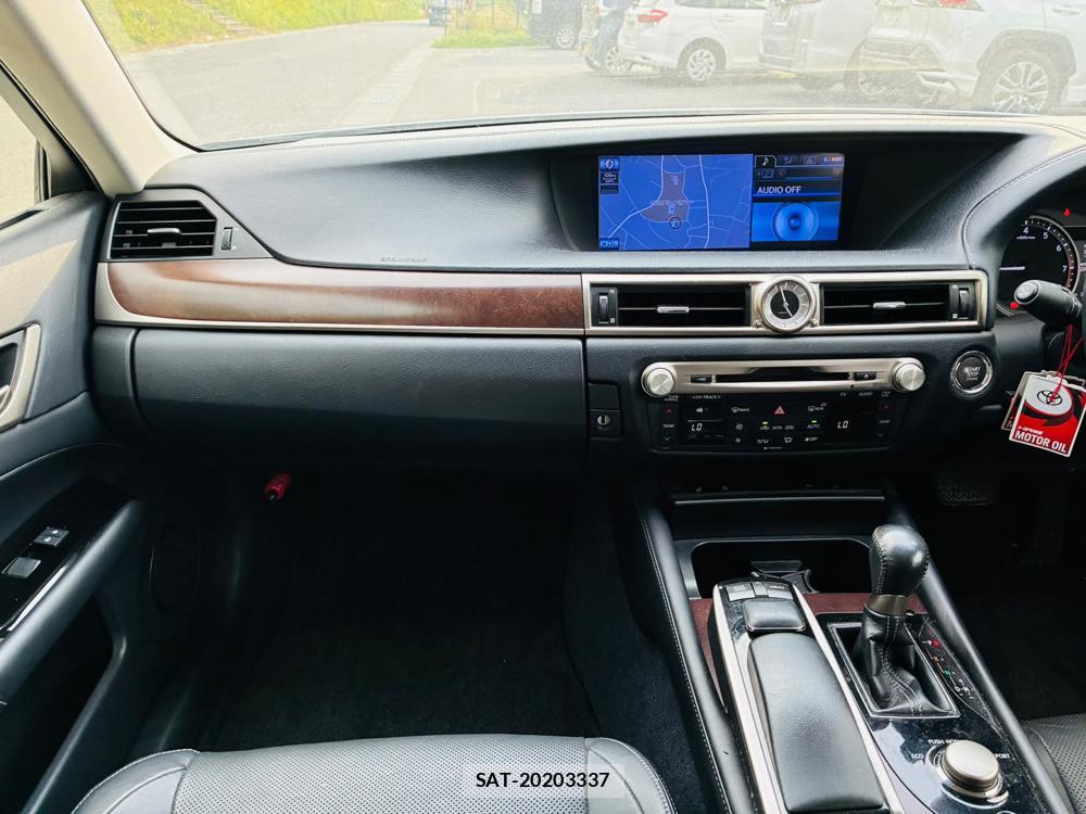 Lexus GS 2013-04 8344989-16