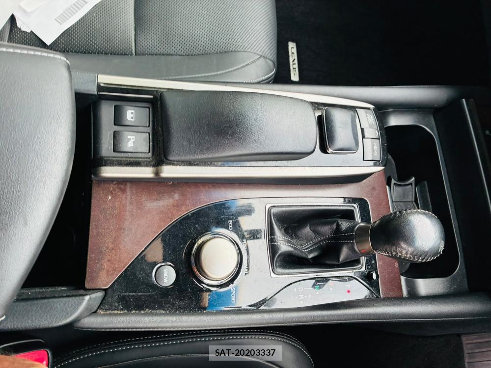 Lexus GS 2013-04 8344989-19