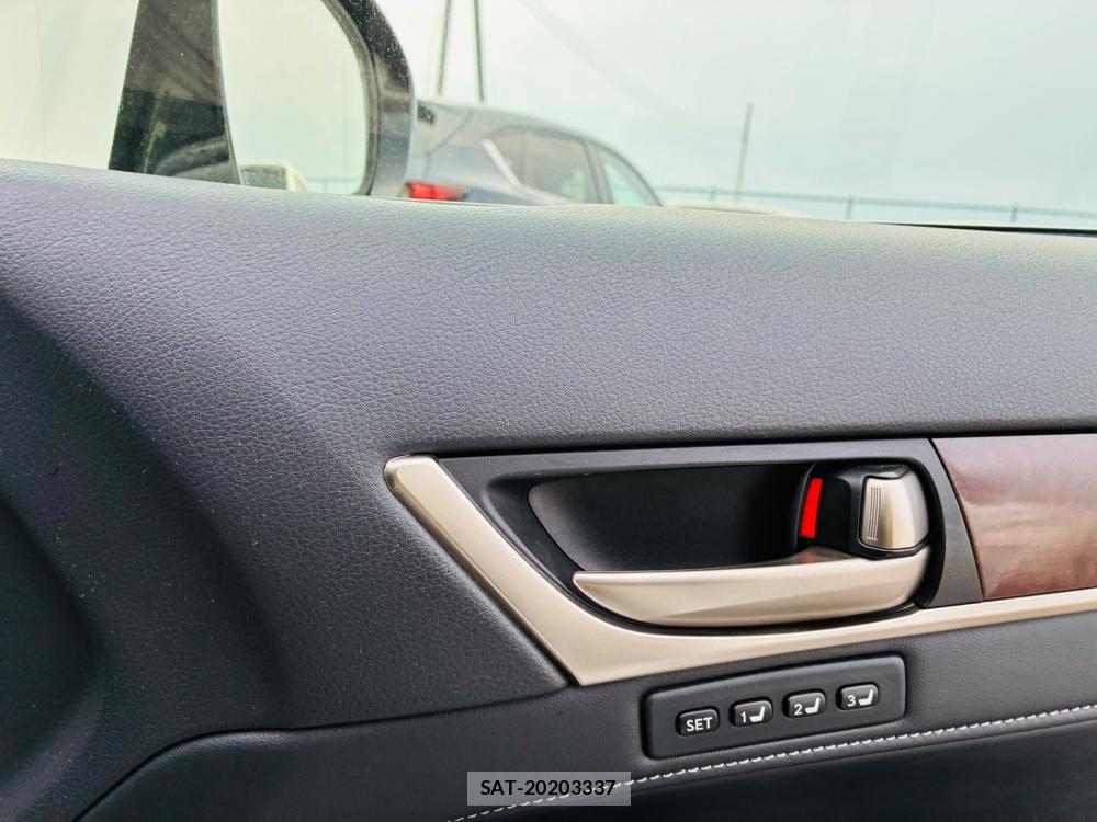 Lexus GS 2013-04 8344989-20
