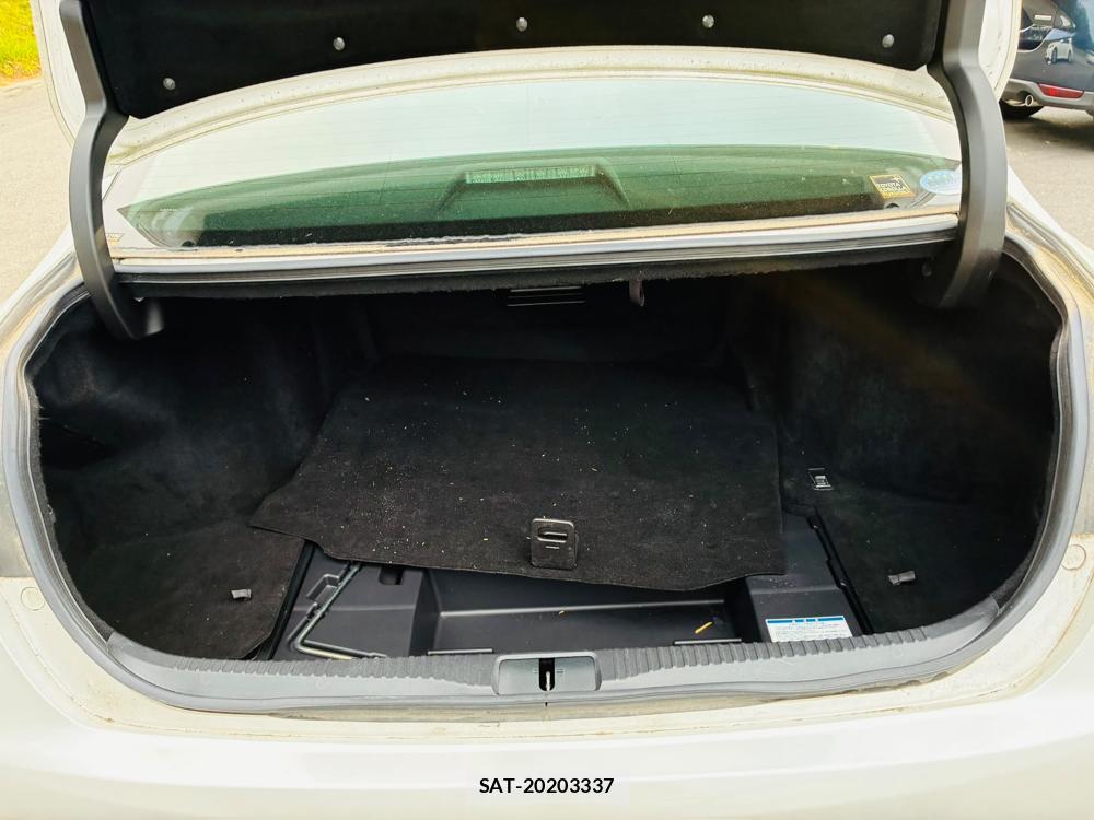 Lexus GS 2013-04 8344989-25