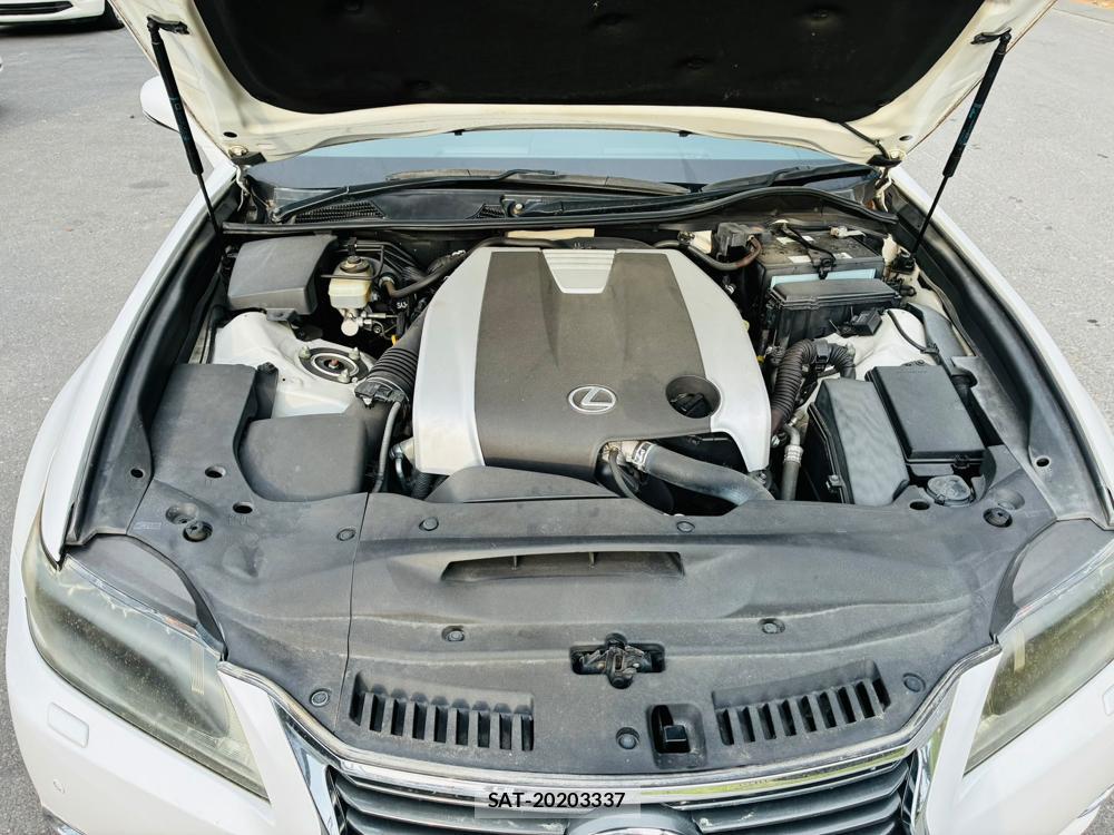Lexus GS 2013-04 8344989-37