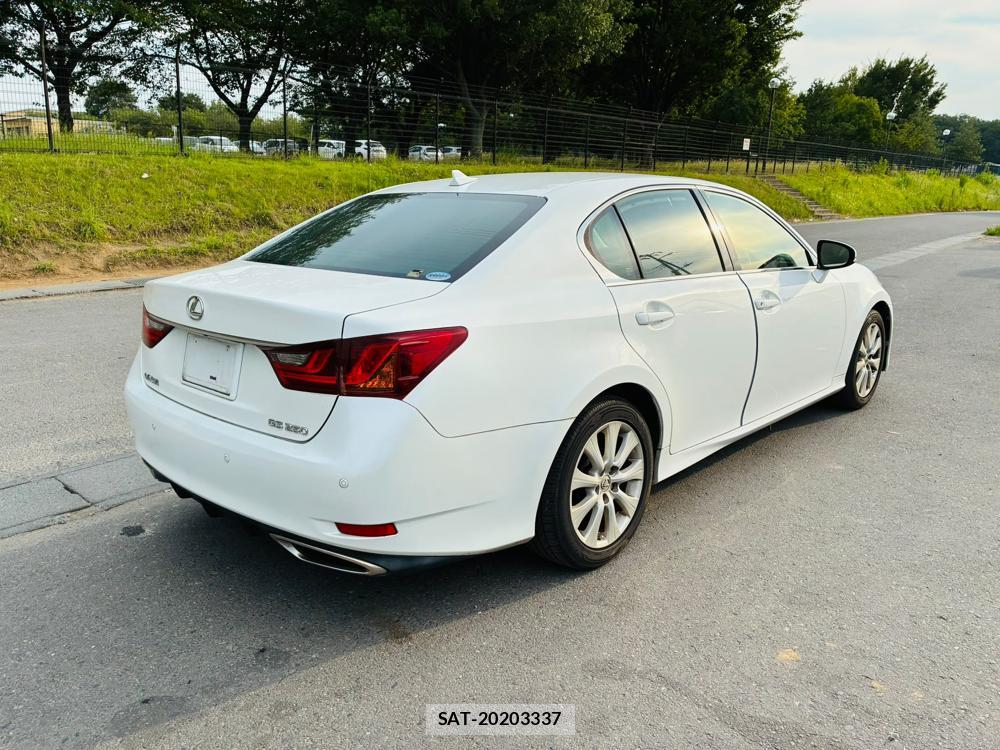 Lexus GS 2013-04 8344989-4