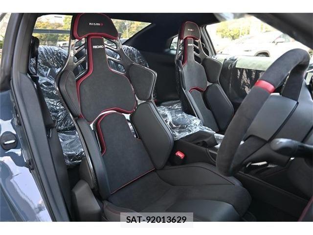 Nissan GT-R 2025-03 933620-9
