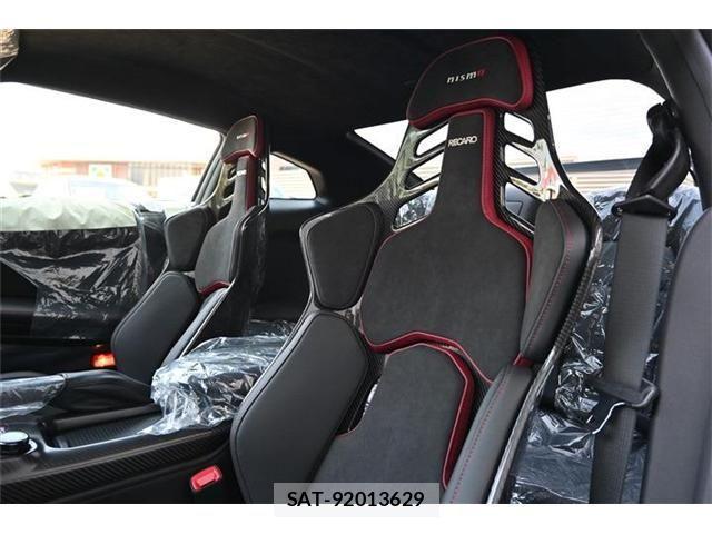 Nissan GT-R 2025-03 933620-16