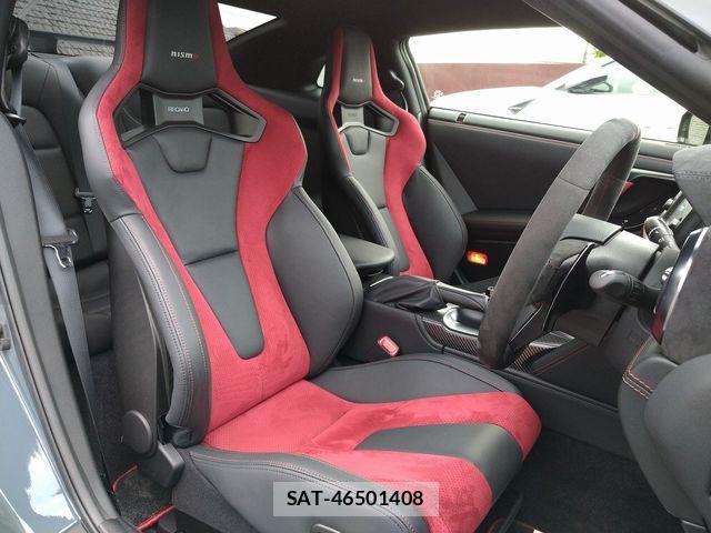 Nissan GT-R 2022-06 1060196-17
