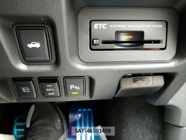 Nissan GT-R 2022-06 1060196-25