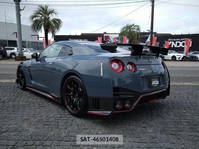 Nissan GT-R 2022-06 1060196-2
