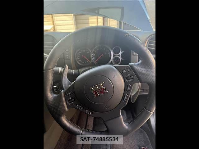 Nissan GT-R 2012-08 1189528-4