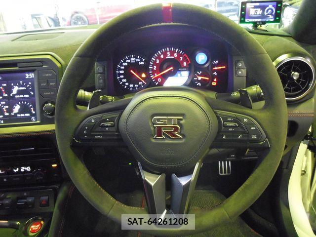 Nissan GT-R 2020-03 1428600-18