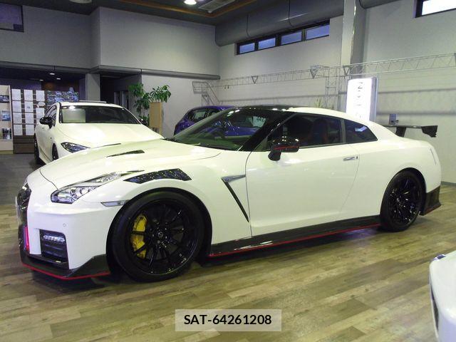Nissan GT-R 2020-03 1428600-6
