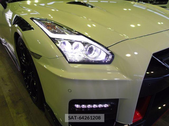 Nissan GT-R 2020-03 1428600-7