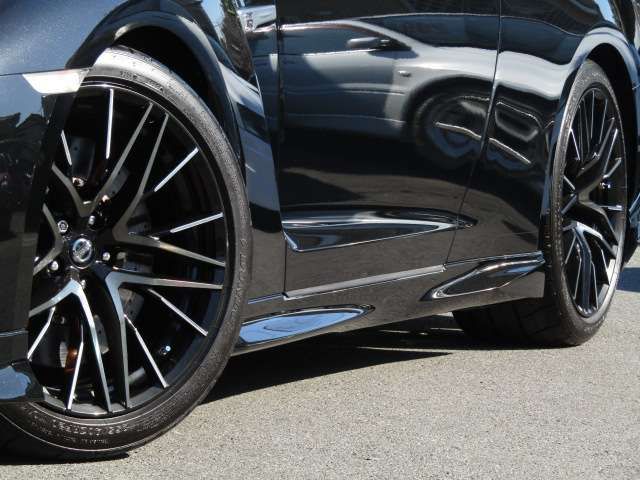 Nissan GT-R 2020-01 1545512-13