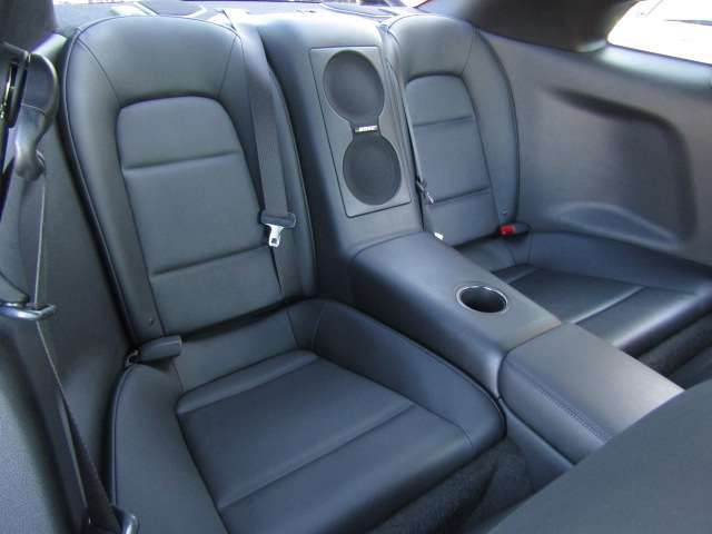 Nissan GT-R 2020-01 1545512-8