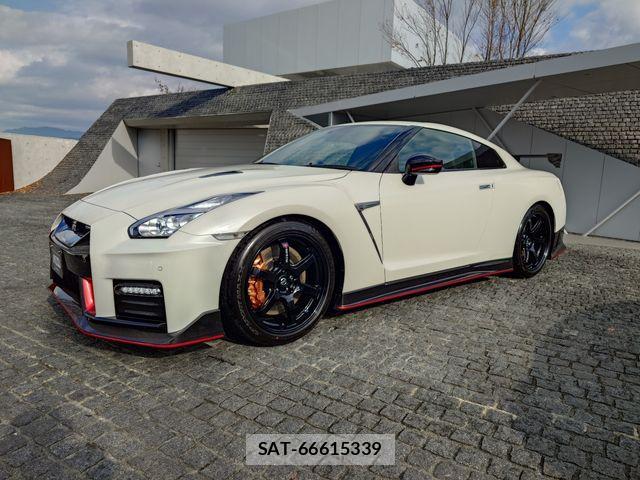 Nissan GT-R 2019-04 1717323-1