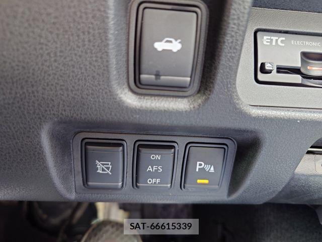Nissan GT-R 2019-04 1717323-23
