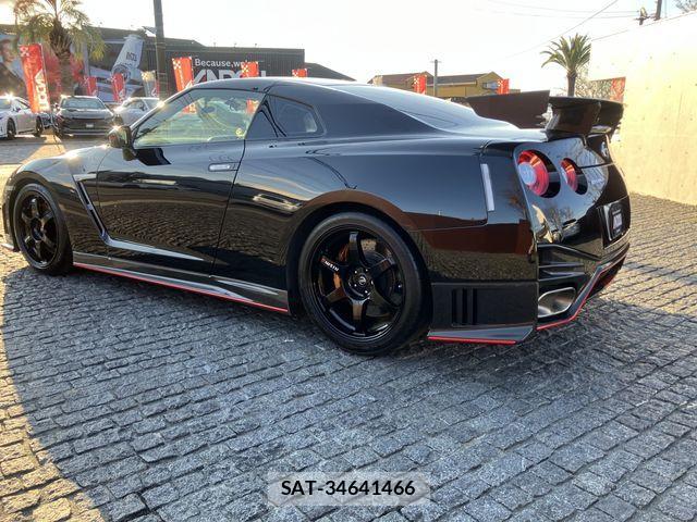 Nissan GT-R 2015-09 1870277-3