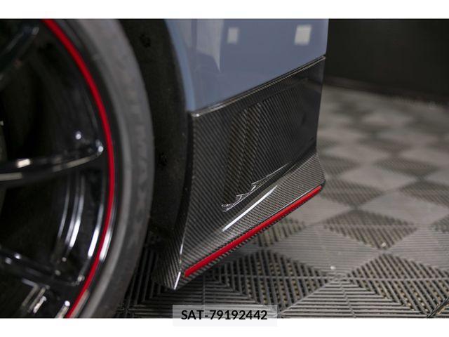 Nissan GT-R 2021-11 2400342-9