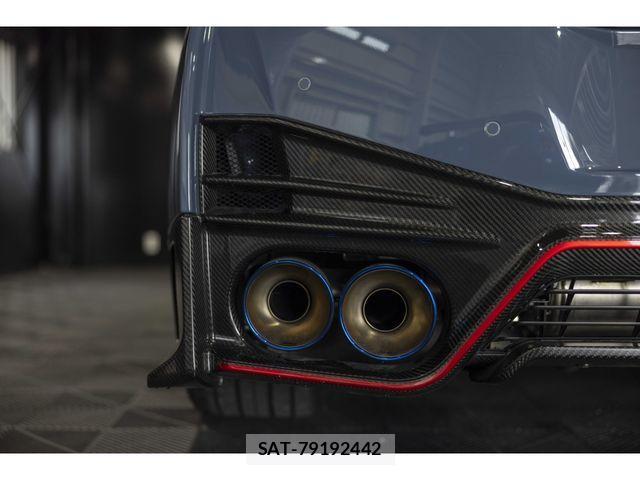 Nissan GT-R 2021-11 2400342-15