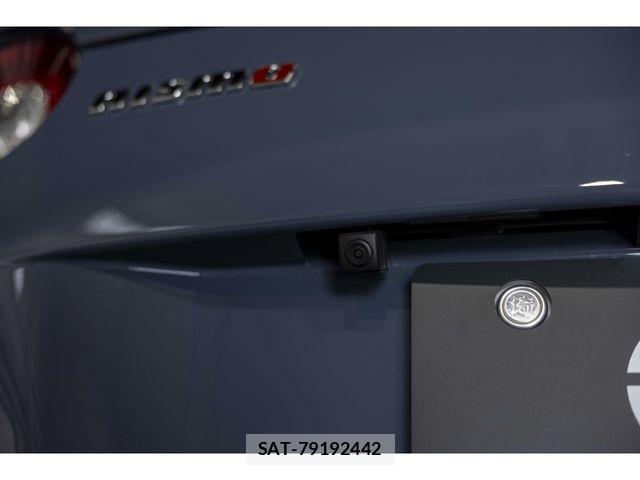 Nissan GT-R 2021-11 2400342-19