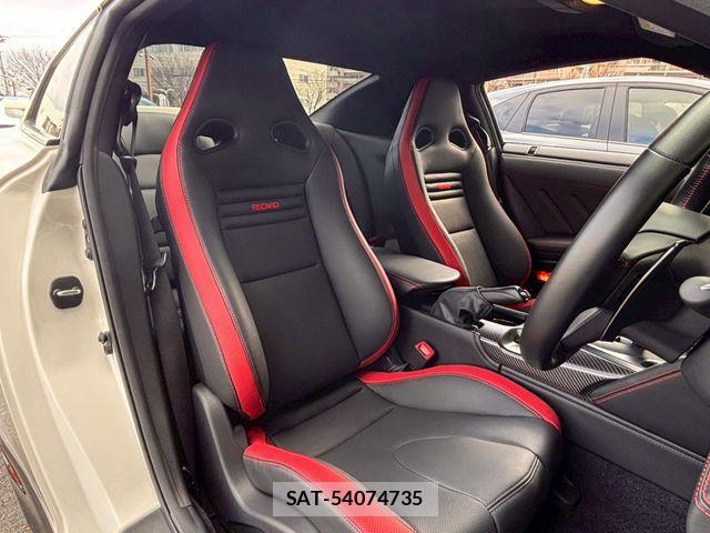 Nissan GT-R 2025-07 3670727-11