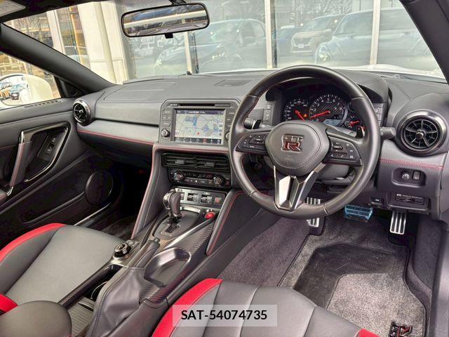 Nissan GT-R 2025-07 3670727-1