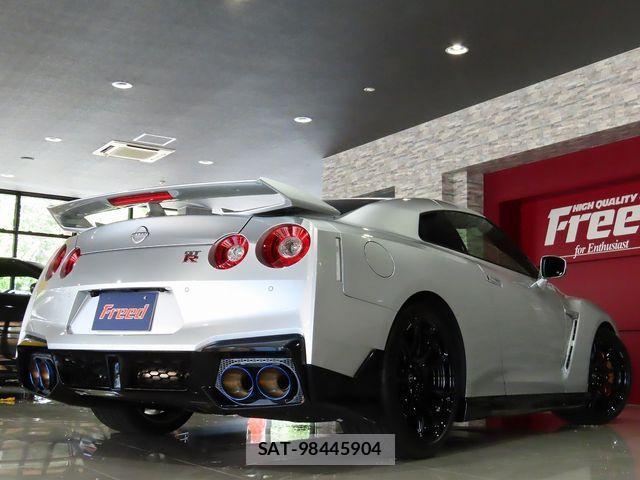 Nissan GT-R 2024-01 4241058-2