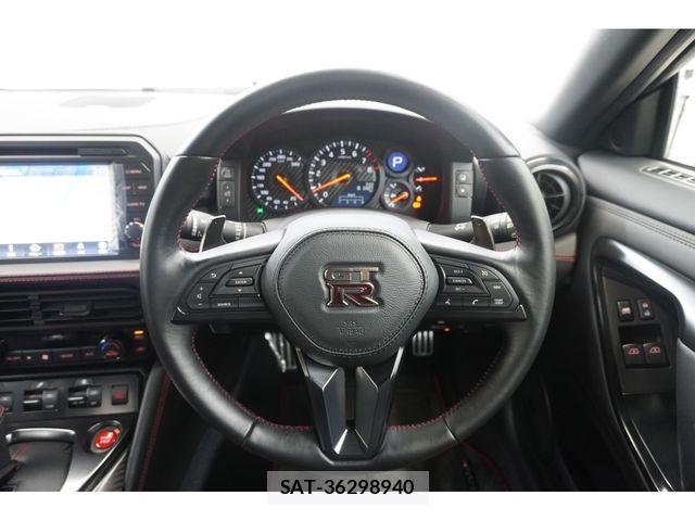 Nissan GT-R 2024-04 5868464-10