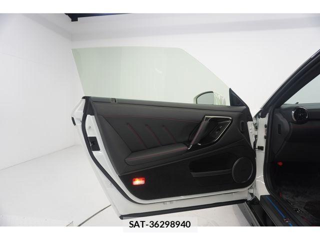 Nissan GT-R 2024-04 5868464-20