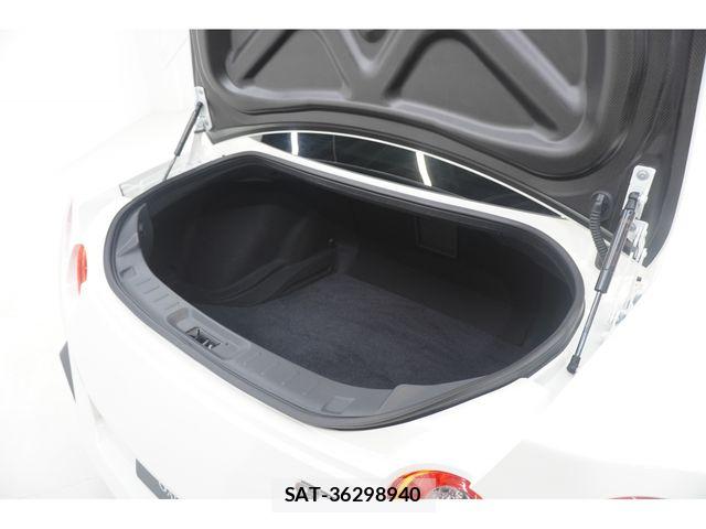 Nissan GT-R 2024-04 5868464-28