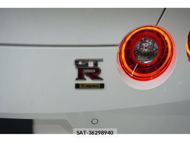 Nissan GT-R 2024-04 5868464-29