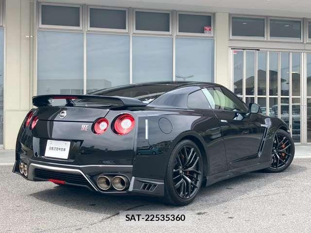 Nissan GT-R 2016-09 5997991-2