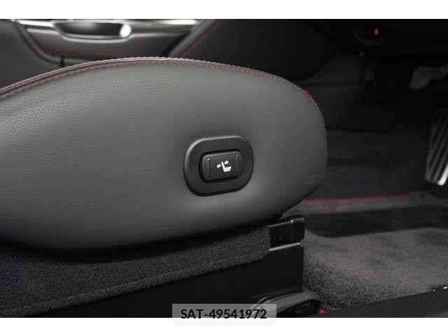 Nissan GT-R 2017-07 5997781-11