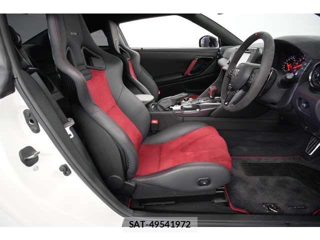 Nissan GT-R 2017-07 5997781-1
