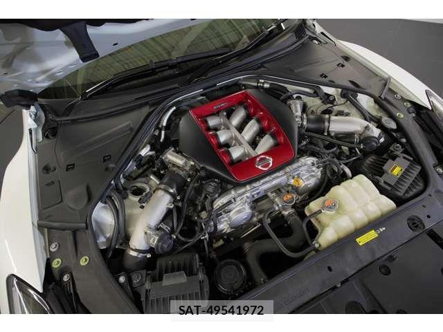 Nissan GT-R 2017-07 5997781-5