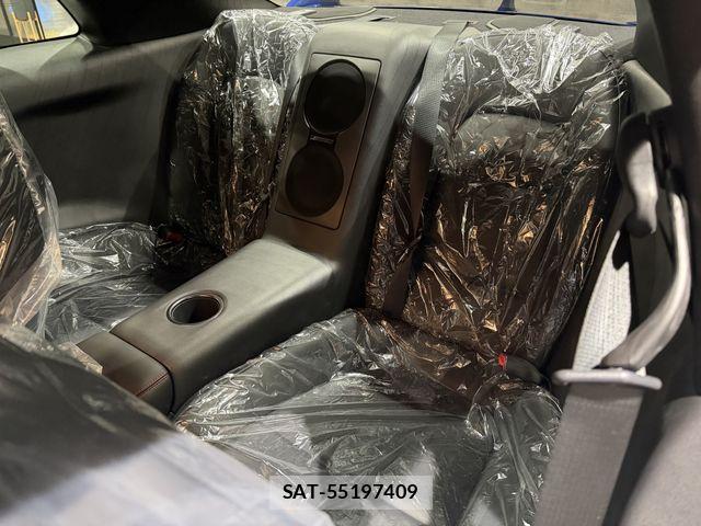 Nissan GT-R 2022-04 6612071-12