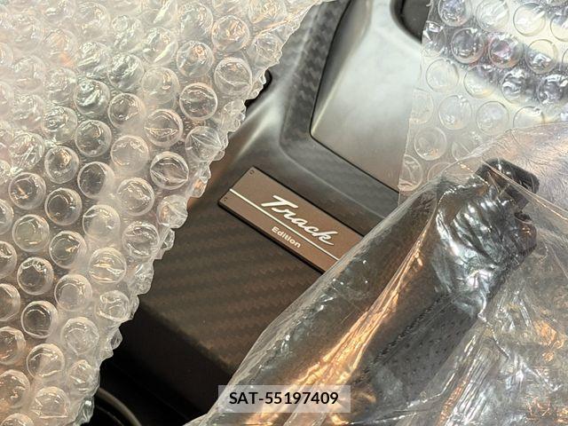 Nissan GT-R 2022-04 6612071-27