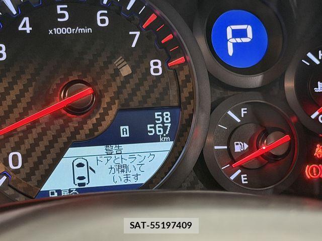 Nissan GT-R 2022-04 6612071-3