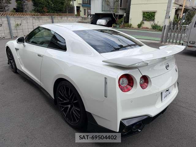 Nissan GT-R 2024-08 6671558-13