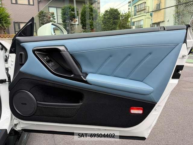 Nissan GT-R 2024-08 6671558-5