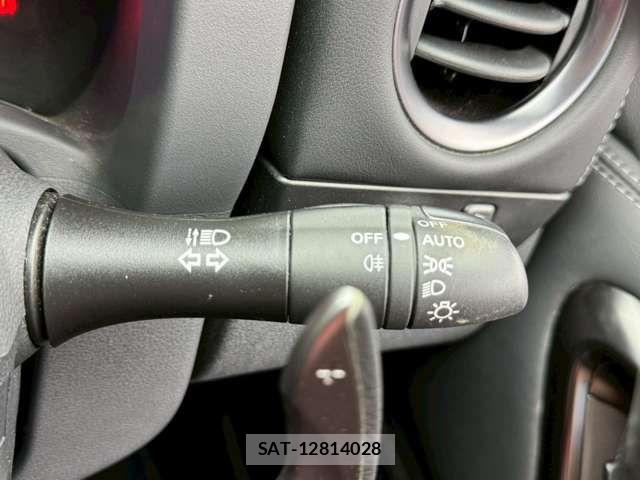 Nissan GT-R 2014-03 6683788-12
