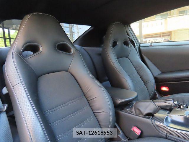 Nissan GT-R 2019-12 6815080-17