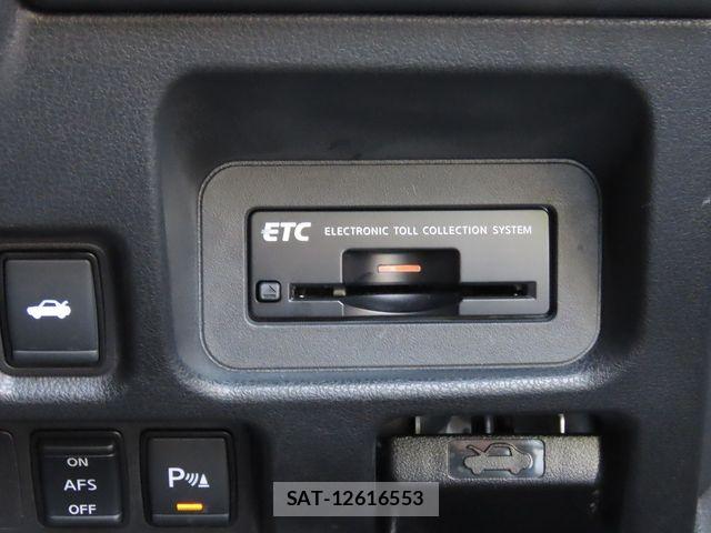 Nissan GT-R 2019-12 6815080-19