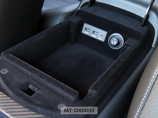 Nissan GT-R 2019-12 6815080-22