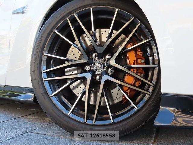 Nissan GT-R 2019-12 6815080-25