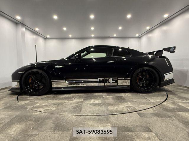 Nissan GT-R 2016-10 6905792-10