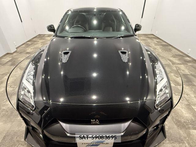 Nissan GT-R 2016-10 6905792-16