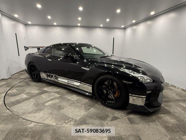 Nissan GT-R 2016-10 6905792-7