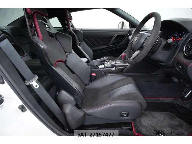 Nissan GT-R 2025-02 7219062-1